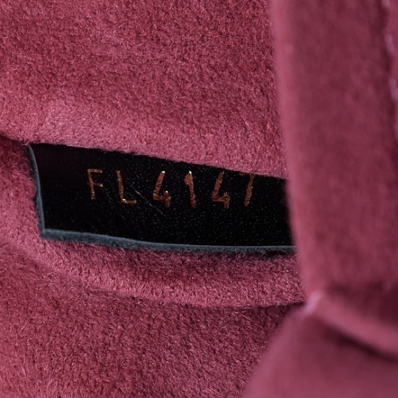 LOUIS VUITTON
Monogram Tuileries Rose Bruyere. Very rare bag. - Picture 2 of 11